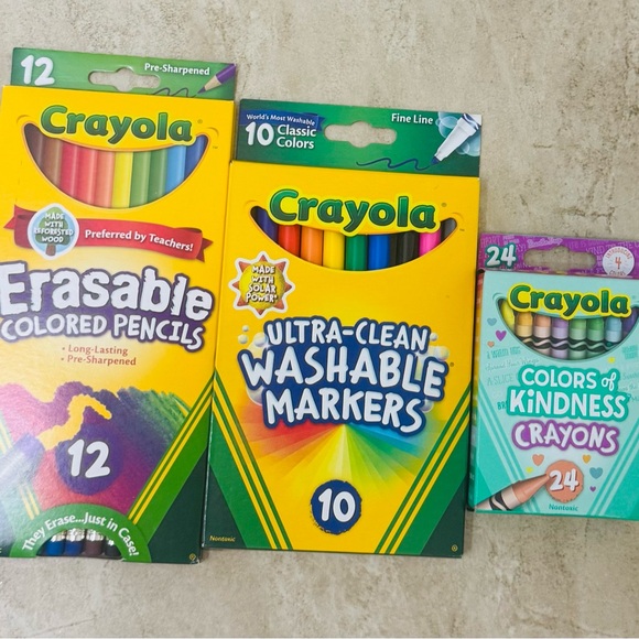 Pottery Barn Kids Mackenzie Heart Tie-Dye Lunch Box, Supplies Pouch, & Crayola - Picture 12 of 14